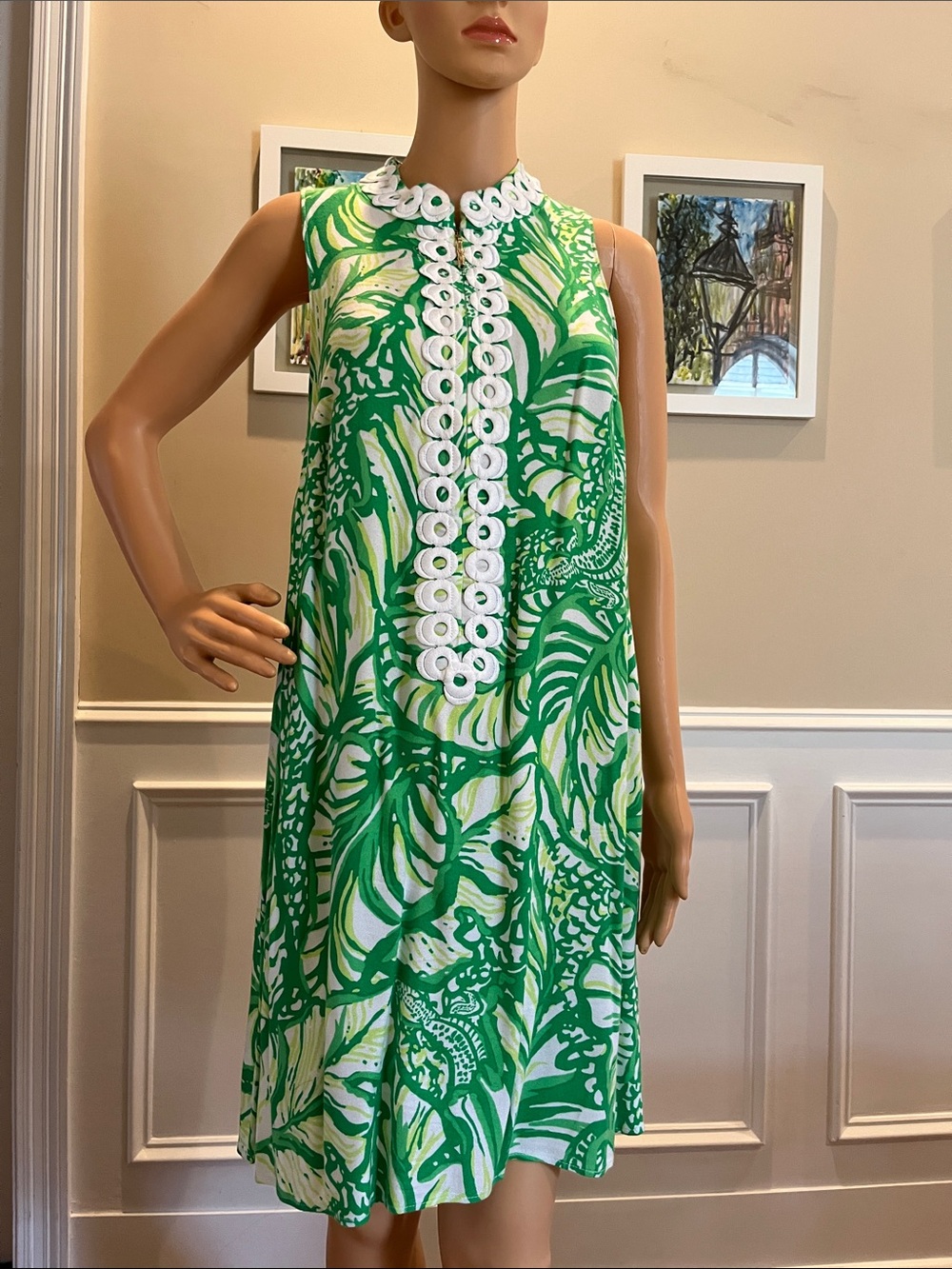 Lilly Pulitzer Green and White Leaf-Print Sleeveless Shift Dress